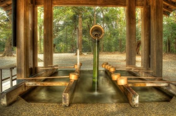 Lọc nước ở chùa